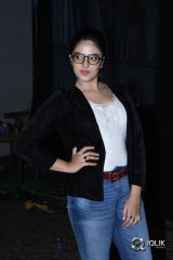 Sree Mukhi At Mahanubhavudu Movie Pre Release Function